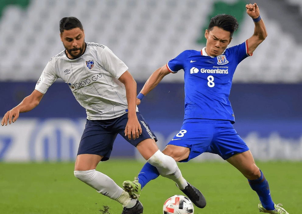 大阪钢巴在比赛中展现出色技艺 大阪钢巴在比赛中展现出色技艺