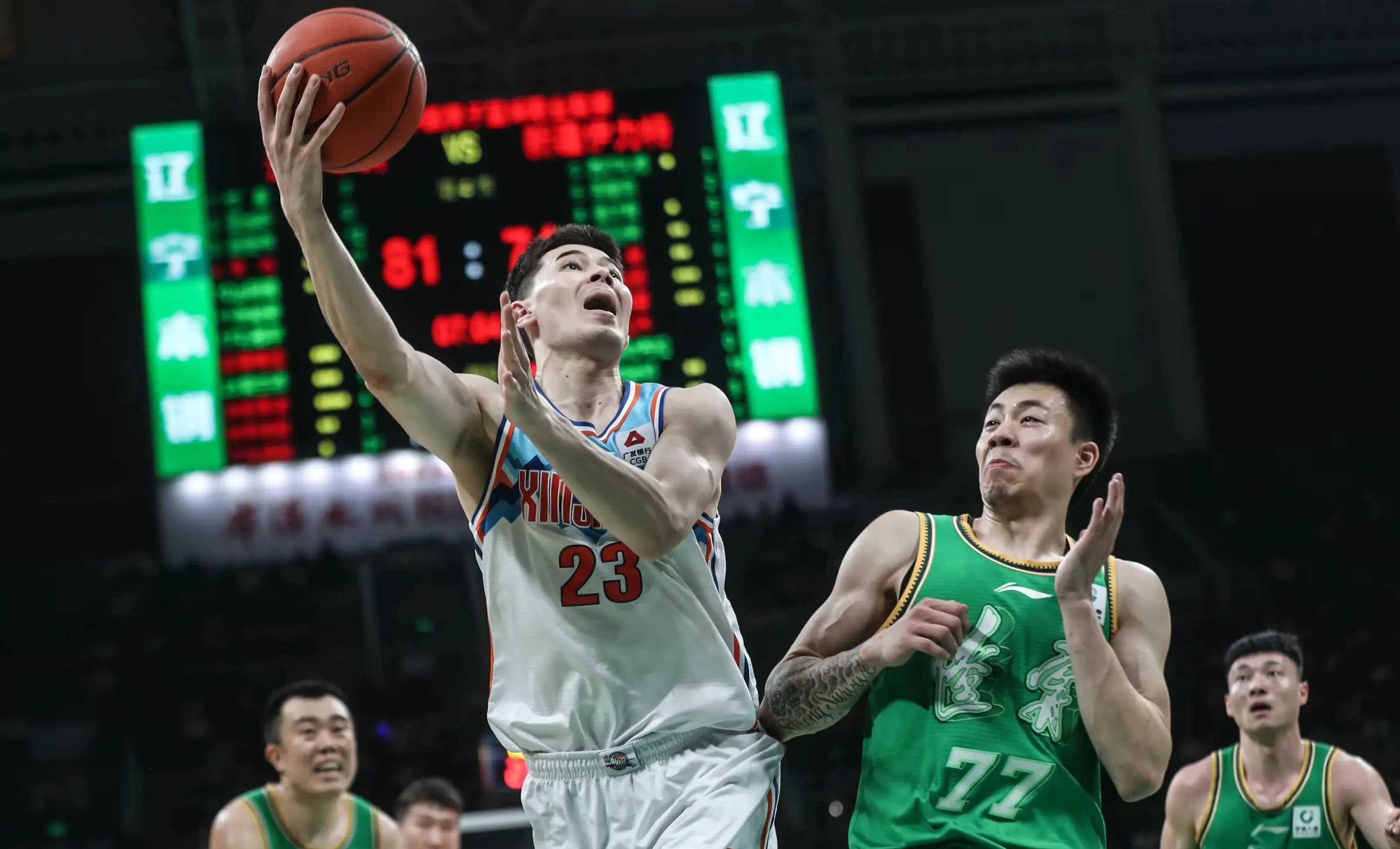 悟空体育-防守坚若磐石,攻击顽强有力,豪取三分