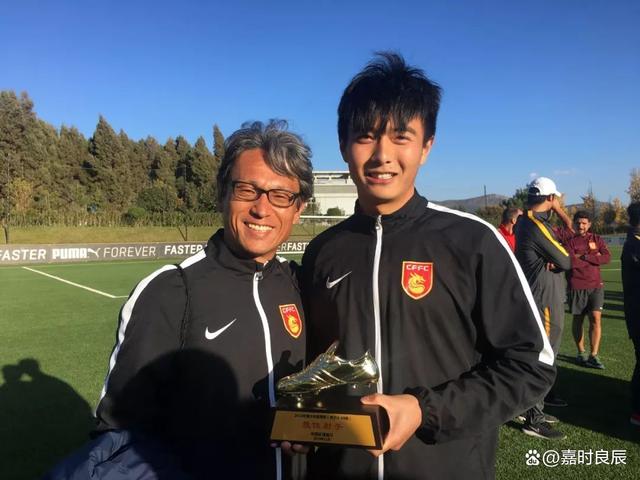 悟空体育-狮队新秀崭露头角,成为球队新希望