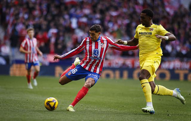 马竞中场组织游刃有余,挑落对手 马竞中场组织游刃有余,挑落对手