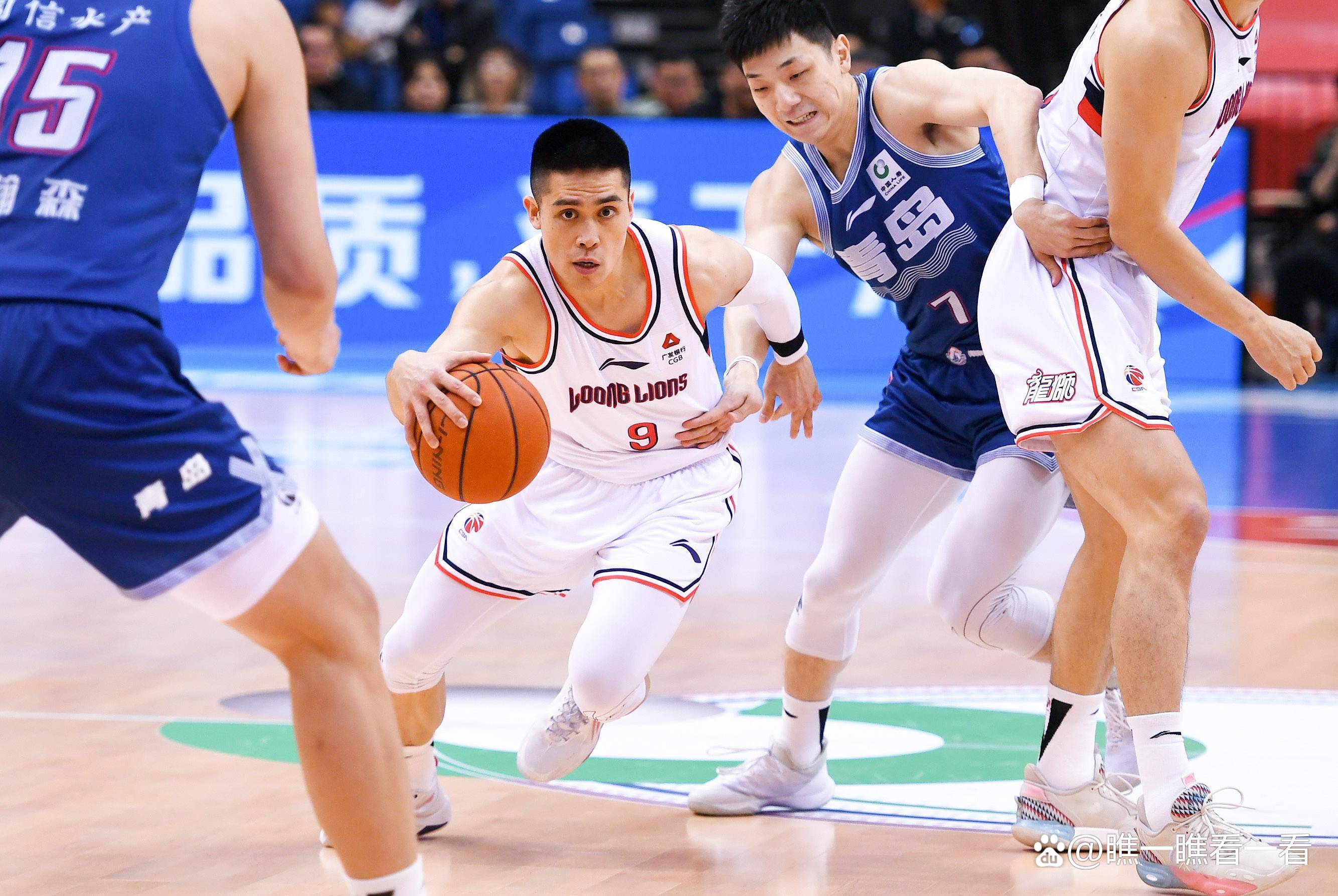 广州富力主场击败青岛旭日,实现连胜 广州富力主场击败青岛旭日,实现连胜