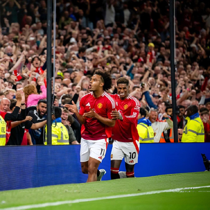 悟空体育官网-曼联主场大胜富勒姆,继续追赶前四