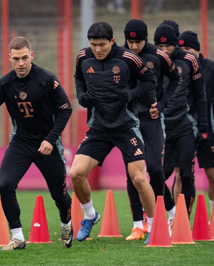 拜仁慕尼黑队长在比赛中受伤,或将缺席下一场比赛 拜仁慕尼黑队长在比赛中受伤,或将缺席下一场比赛