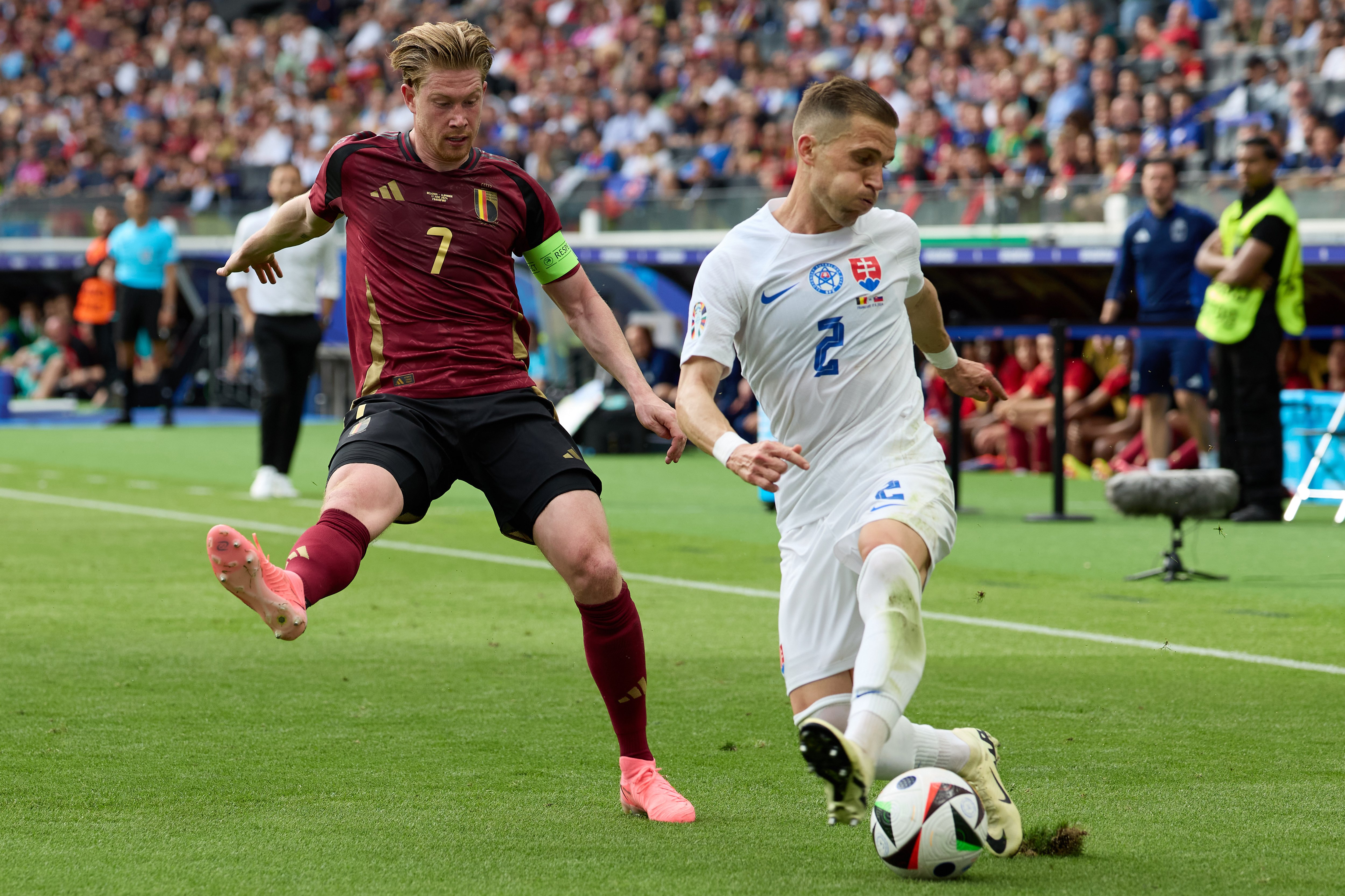 英格兰胜出斯洛伐克,领跑小组 英格兰胜出斯洛伐克,领跑小组