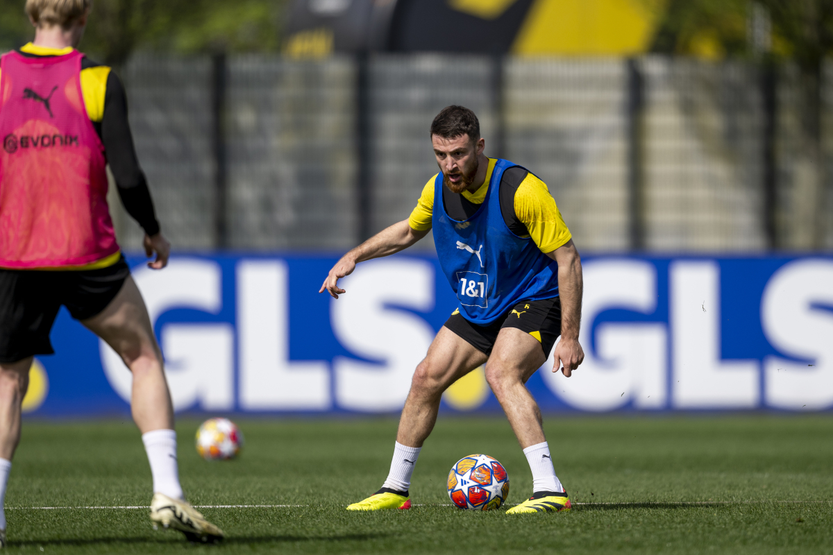 多特蒙德客场胜平局,成功晋级国际足球赛四强 多特蒙德客场胜平局,成功晋级国际足球赛四强