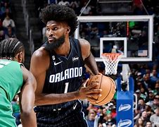 悟空体育-亨廷頓华德流畅击败对手,连胜步步紧逼