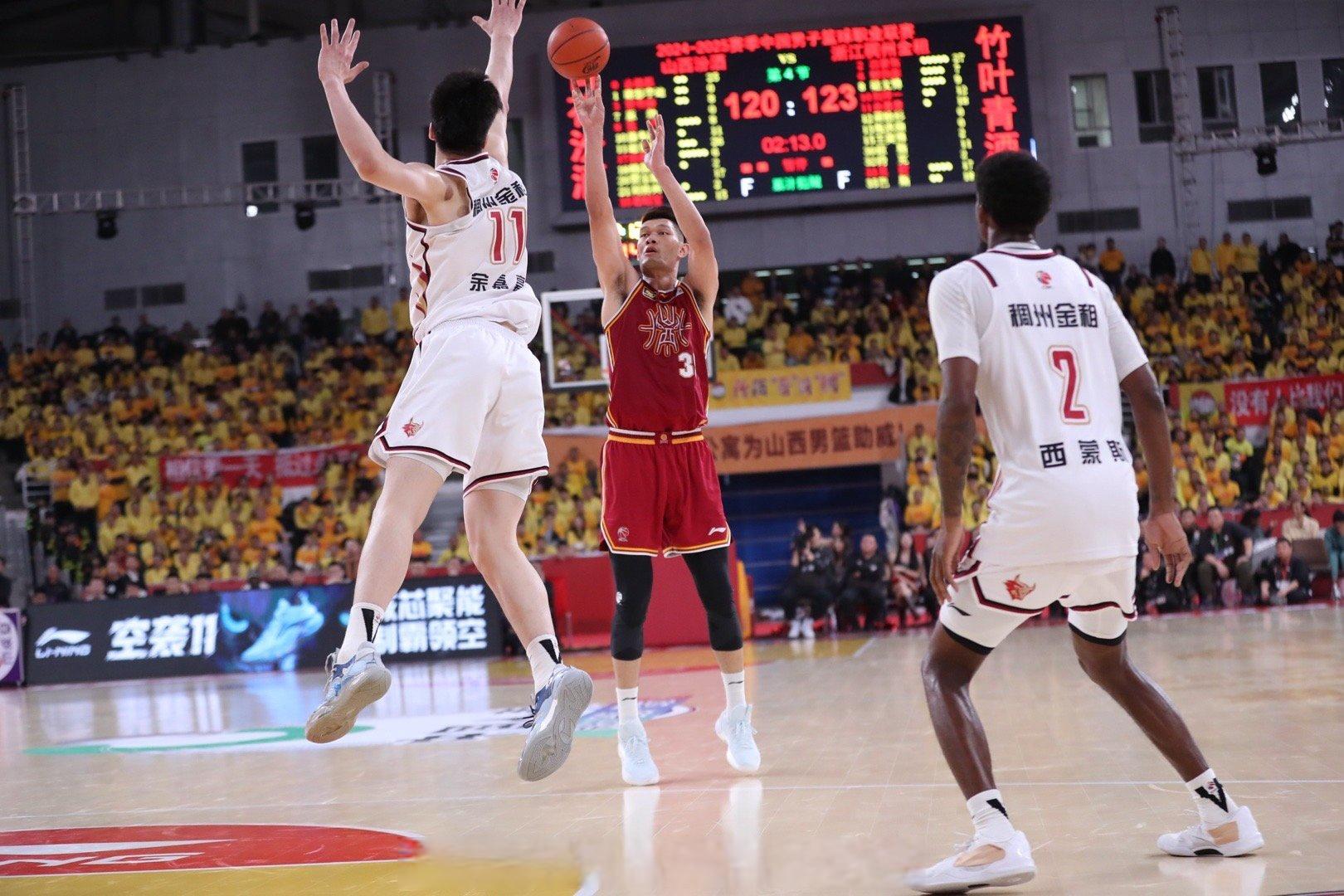 山东队遭遇山西队阻击,掉队竞争榜首 山东队遭遇山西队阻击,掉队竞争榜首