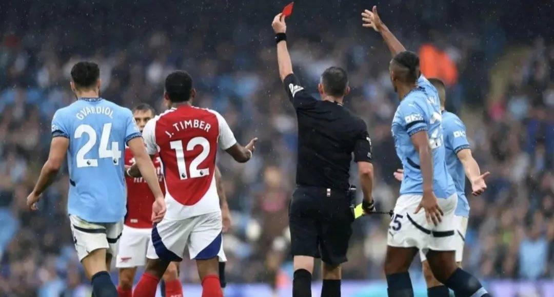 悟空体育官网-阿森纳战术调整失误引争议,球迷对主帅意见分歧