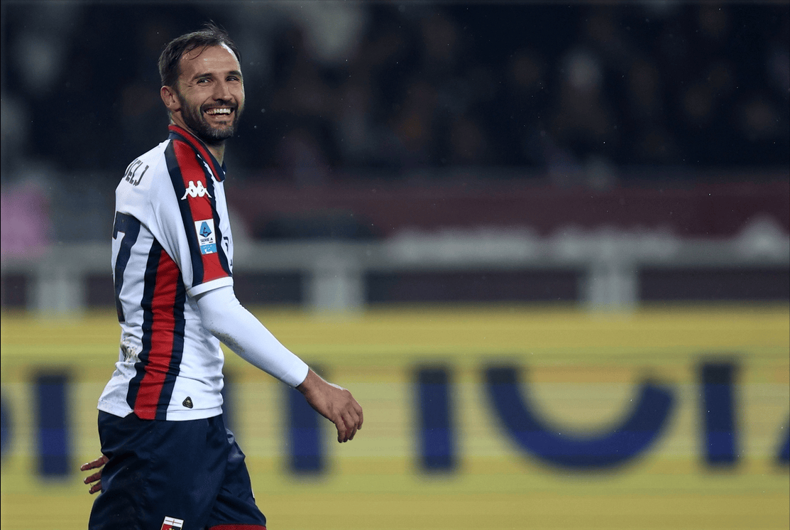 悟空体育-AC米兰客场被热那亚逼平,伊布头槌救主