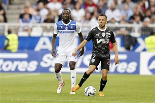 悟空体育官方网站-亚眠攻势如潮:置身升级榜单不远处