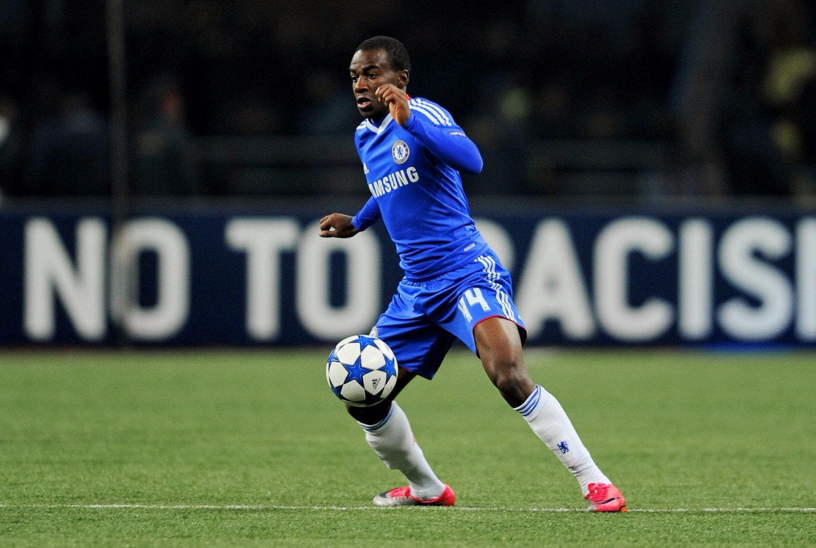 法甲豪门对轮轰炸,胜负揭晓扣人心弦 法甲豪门对轮轰炸,胜负揭晓扣人心弦