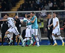 悟空体育官网-尤文图斯寻找灵魂之武肉袒绝杀