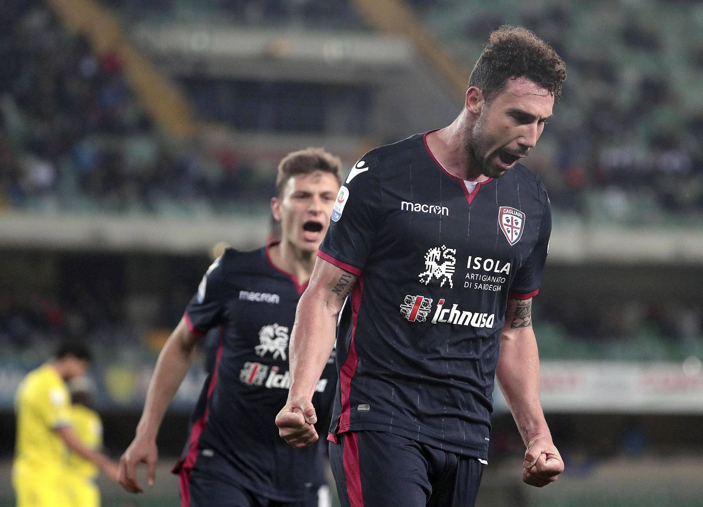 卡利亚里主场大胜,上赛季佳绩难以复制 卡利亚里主场大胜,上赛季佳绩难以复制