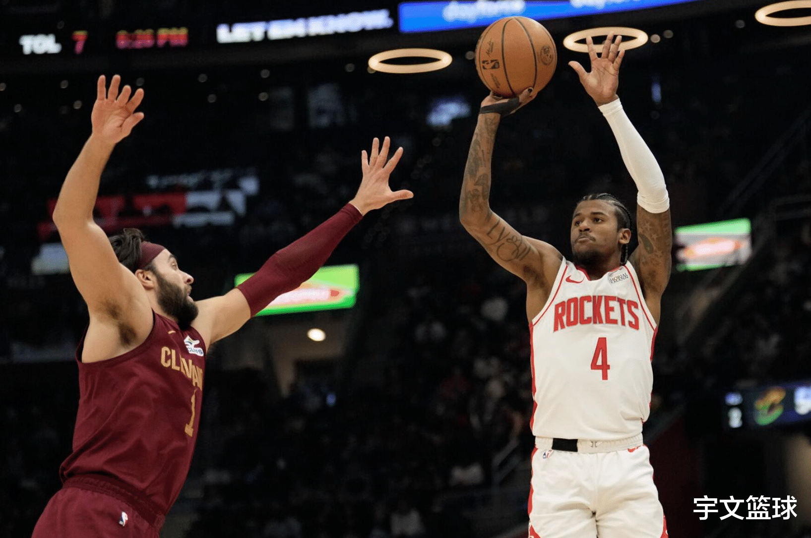 火箭再胜骑士,克拉克森全场砍下24分 火箭再胜骑士,克拉克森全场砍下24分