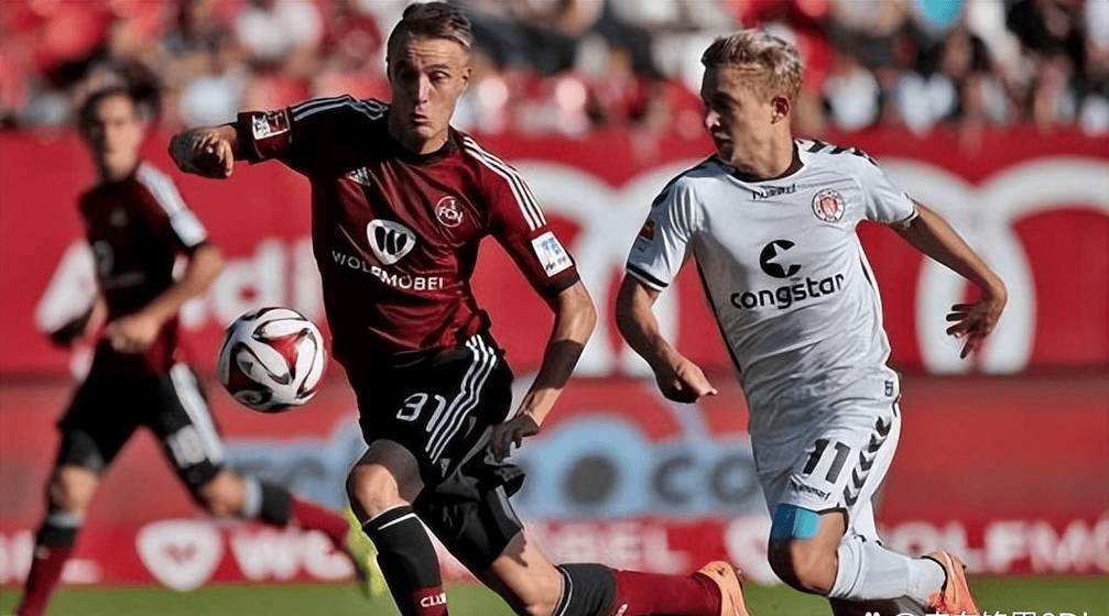 悟空体育-纽伦堡关键球员发挥超水平，助力球队前行