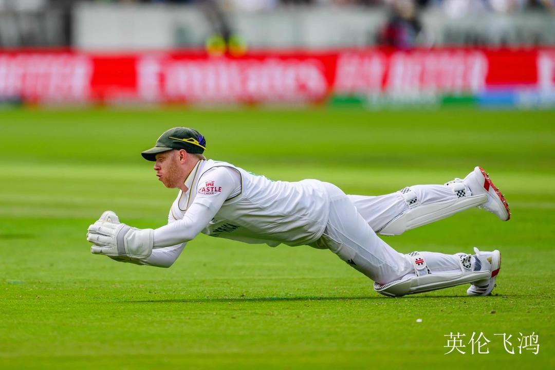 悟空体育-南非选手夺得冠军，创造历史纪录