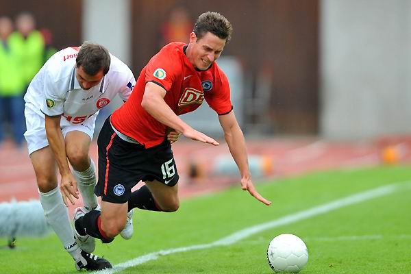 悟空体育-柏林赫塔球员状态神勇，势不可挡