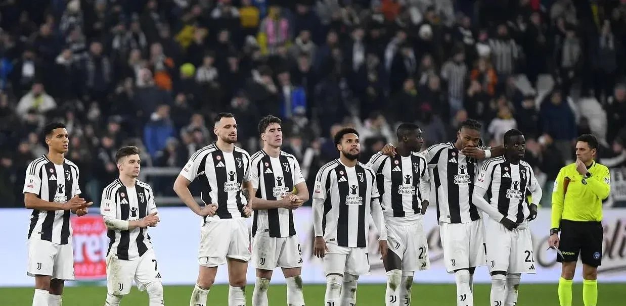 尤文图斯主场1-0战胜都灵,保持领先 尤文图斯主场1-0战胜都灵,保持领先